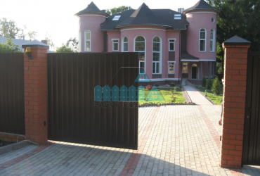 Откатные ворота с дистанционным управлением